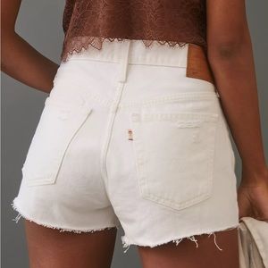Levi Strauss & Co. 501’s Button Fly Jean Ivory Shorts Size 28 Waist